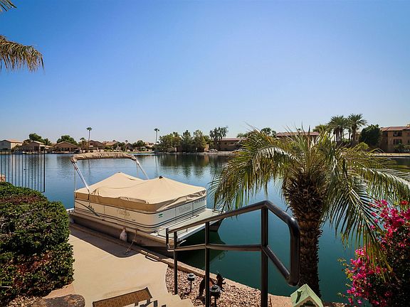 4th image of 8941 W Acoma Dr