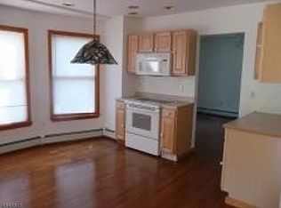 296 Drakestown Rd, Hackettstown, NJ 07840