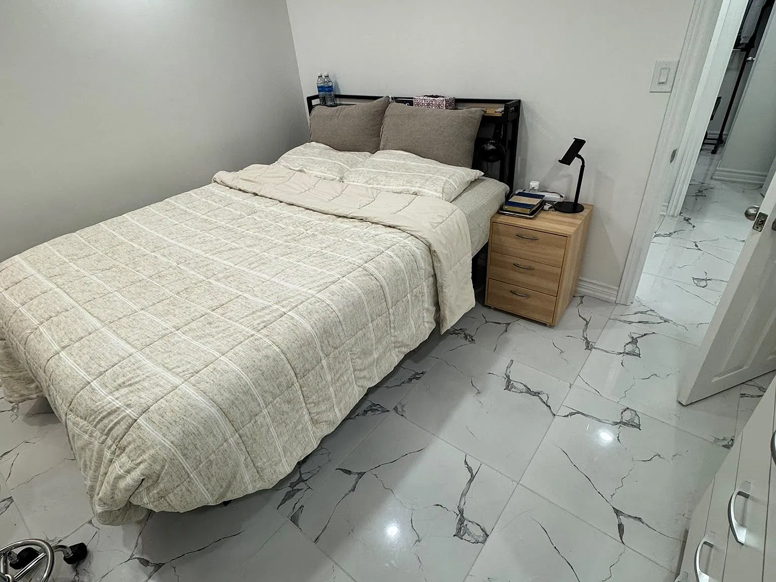 2 bed, $2,100 — Photo 2