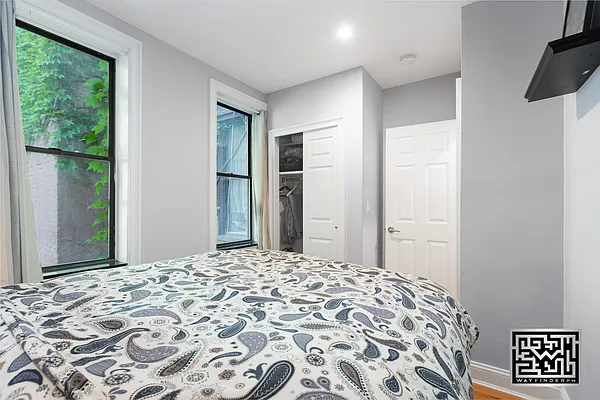 Rented by OGI Management | media 28