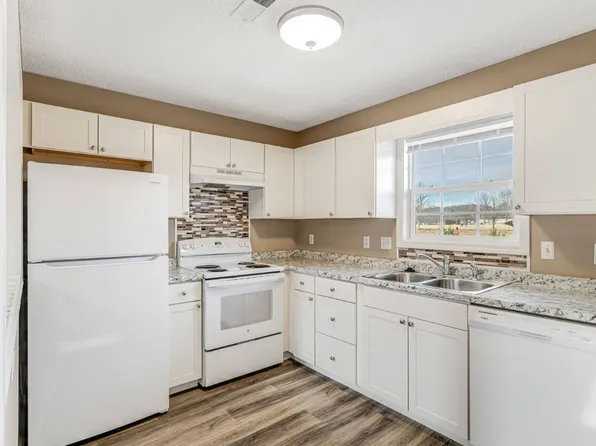 Creekside at Asheville, 100 Village Creek Dr #03778be84, Asheville, NC 28806