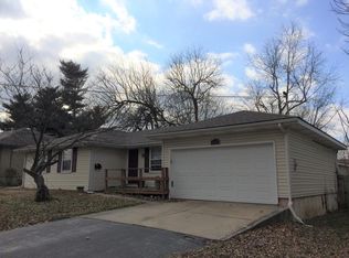 1233 S Plaza Ave, Springfield, MO 65804