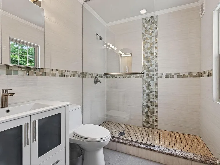 33 Lynwood Rd — Photo 14