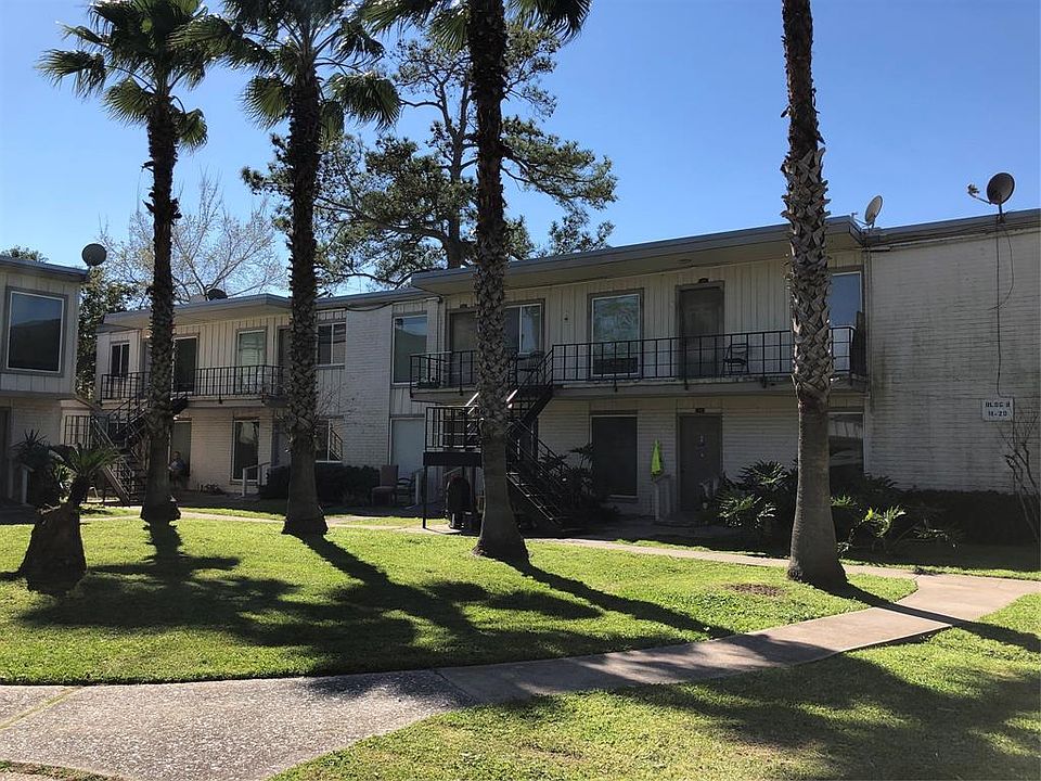 1st image of 1701 Johanna Dr #24