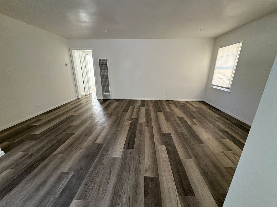 1st image of 25819 Hillworth Ave