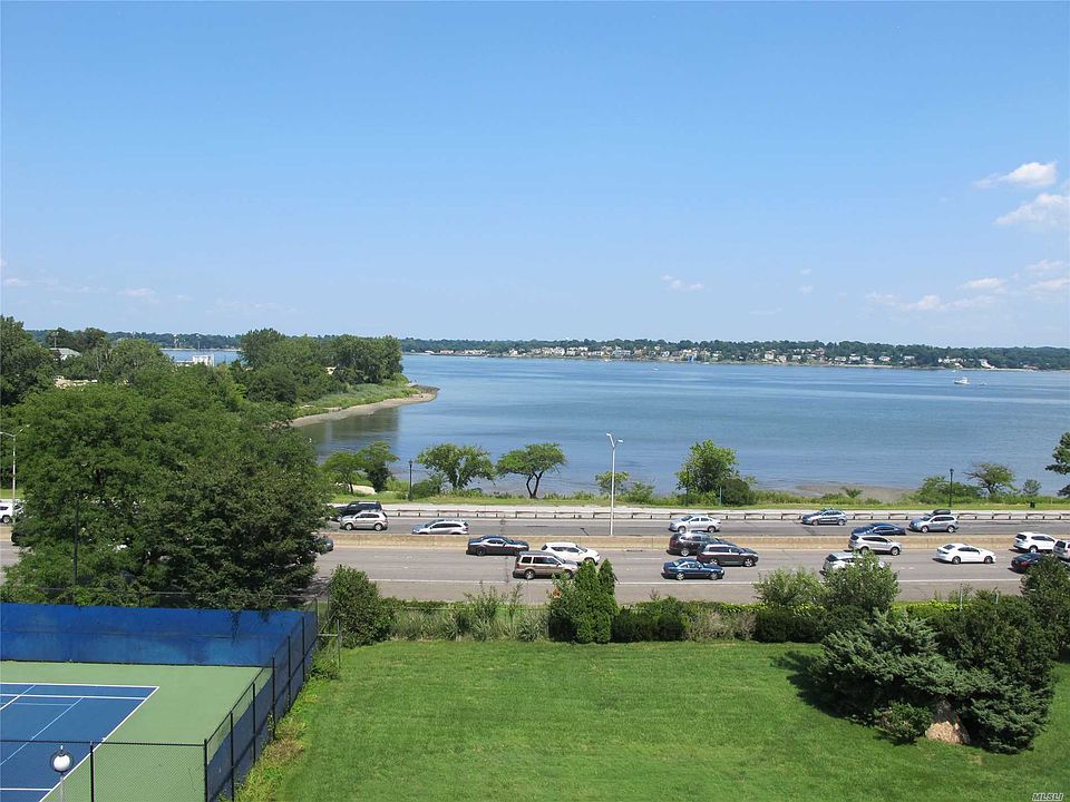 1st image of 1578 Waters Edge Dr
