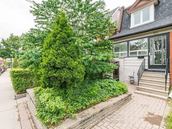 20 W Golden Ave, Toronto, ON