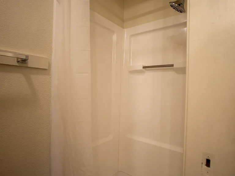 2628 NE Red Sunset Dr — Photo 16