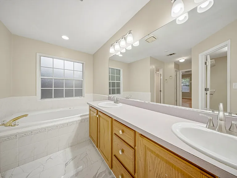 1535 Breamstone Rdg — Photo 41