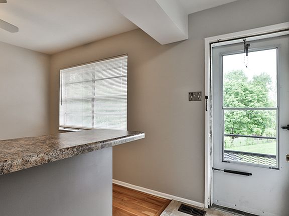 3rd image of 8432 Atherton Dr APT 1S