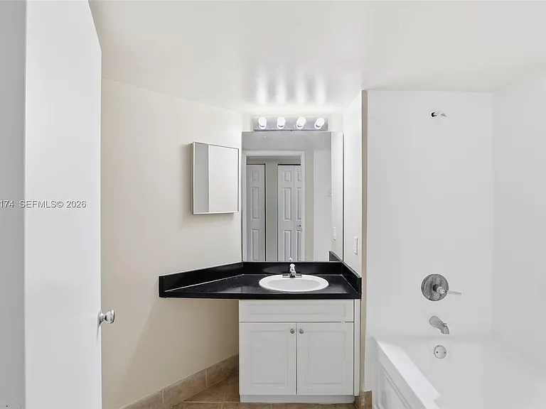 520 SE 5th Ave #2403 — Photo 49