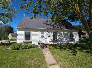 1120 N Badger Ave, Appleton, WI 54914
