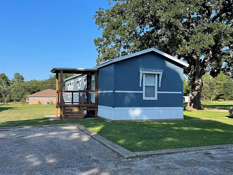 2840 E State Highway East Hwy #19-6 — Photo 1
