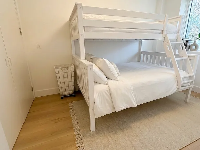 116 Oak St #1 — Photo 10