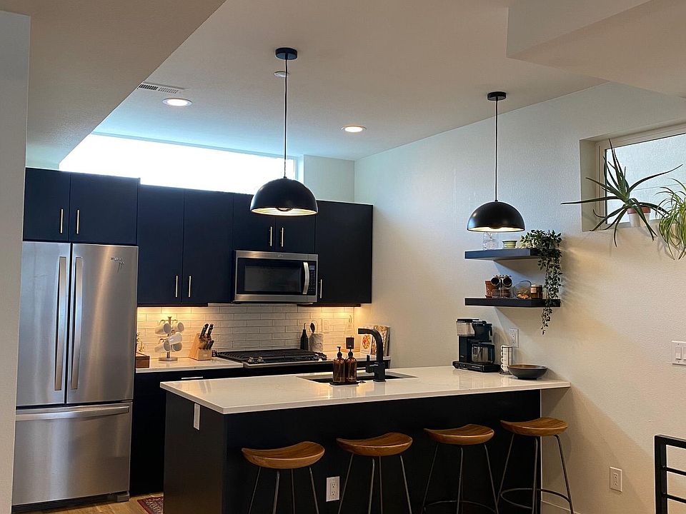 1st image of 542 Kalamath St #9
