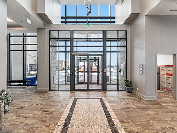 3rd image of 65 Yorkland Blvd #811