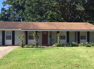 348 Heather St, Lake Charles, LA 70605