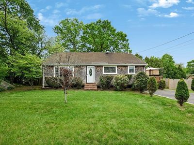 65 Holmes Ave, Brockton, MA, 02302