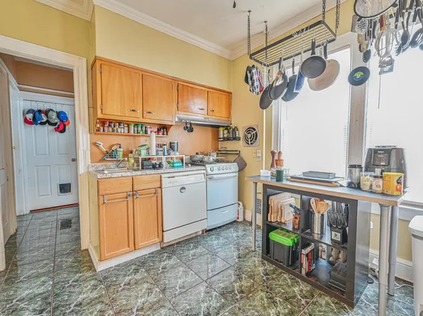 210 62nd Street image 14 of 22