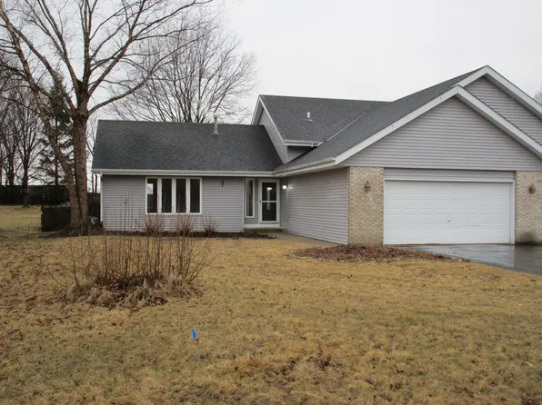474 Santolina Dr, Roscoe, IL 61073
