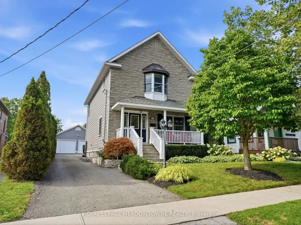 31 Emerick Ave, Fort Erie, ON L2A 2W2