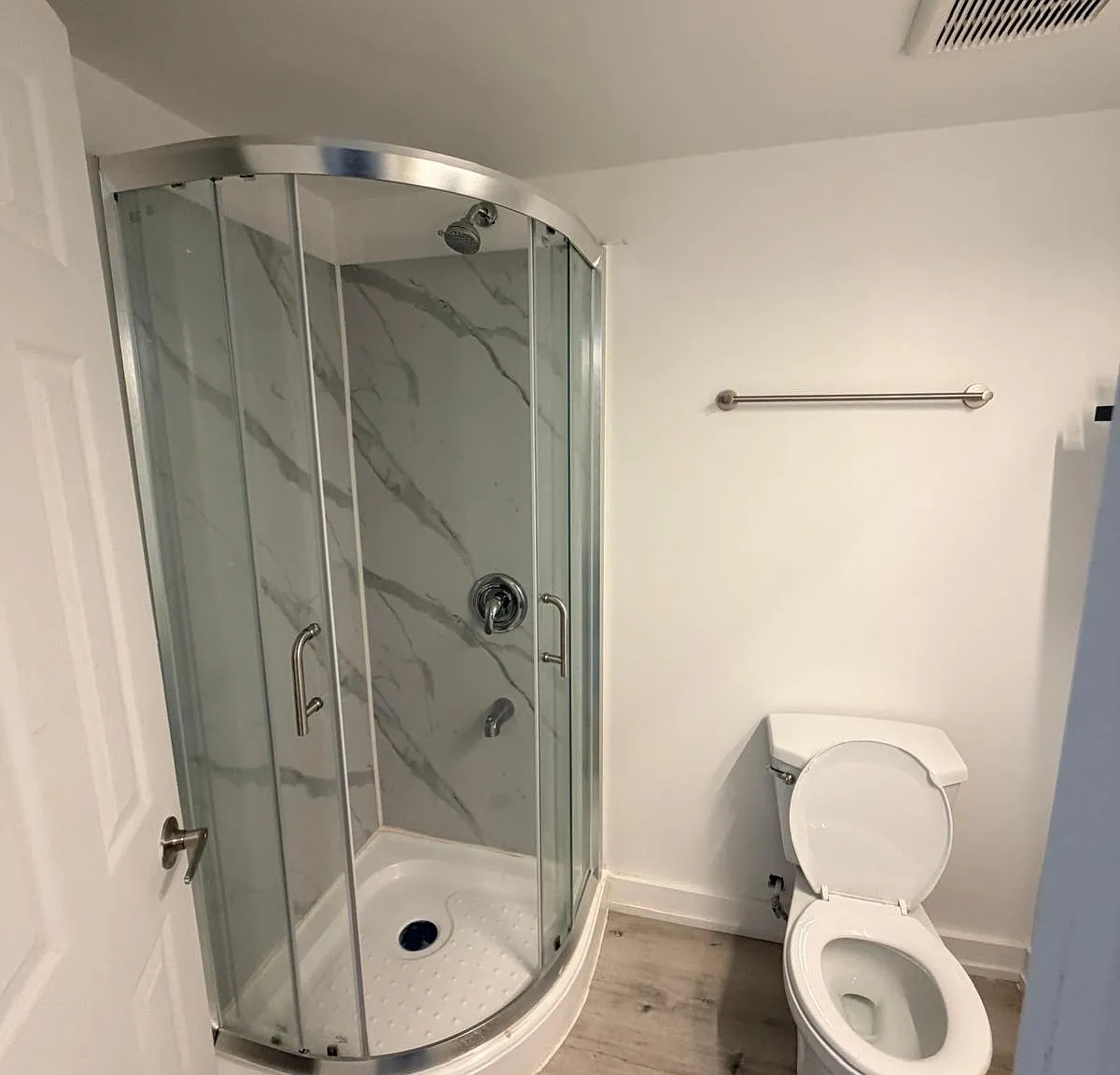 Studio, 320 sqft, $1,650 — Photo 2