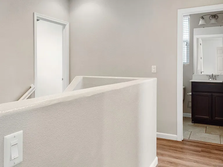 3249 Torrance Ave — Photo 12