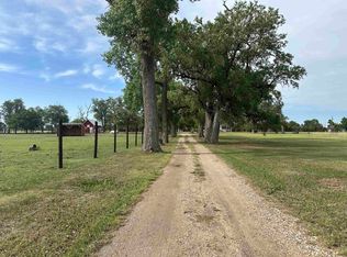 4206 Railroad Ave #B, Great Bend, KS 67530
