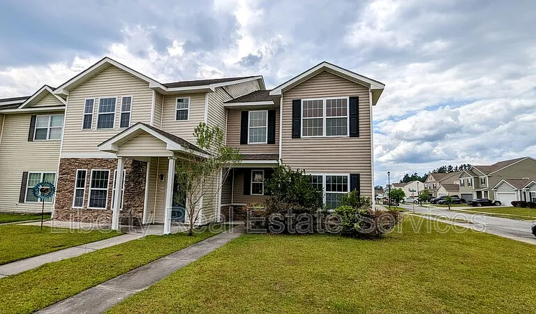 409 Valdez Ct — Photo 1