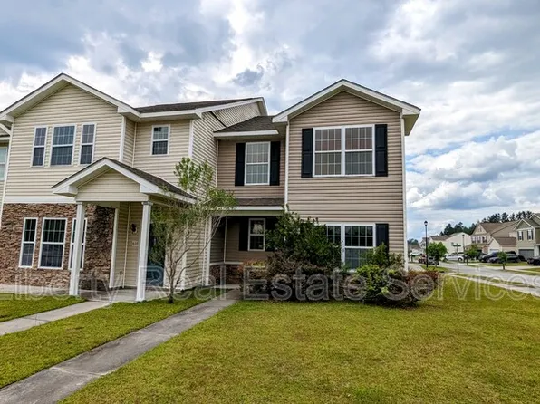 409 Valdez Ct, Hinesville, GA 31313