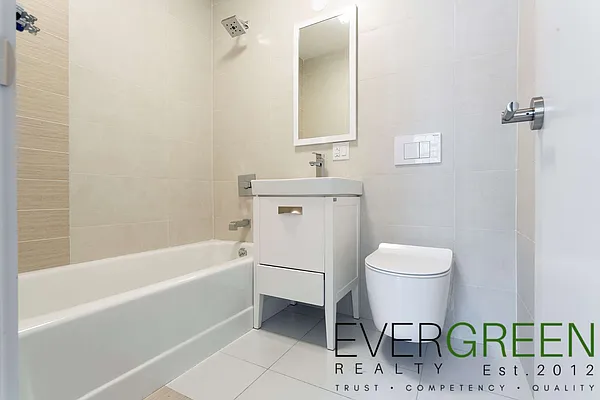 Rented by Evergreen Apartments BK | media 26