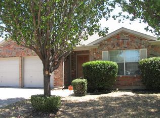 8613 Orleans Ln, Fort Worth, TX 76123