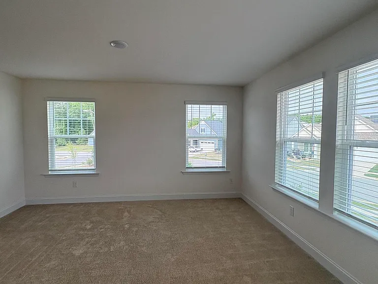 954 Kensley Grove Ln — Photo 10