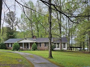 865 Bird Spring Rd SW, Hartselle, AL 35640