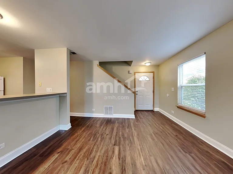 240 Wedgewood Cir — Photo 7