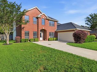 7000 Winthorp Dr, Arlington, TX 76001