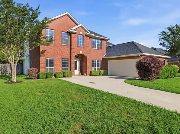 7000 Winthorp Dr, Arlington, TX 76001