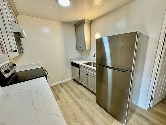 5th image of 925 Kains Ave APT 2
