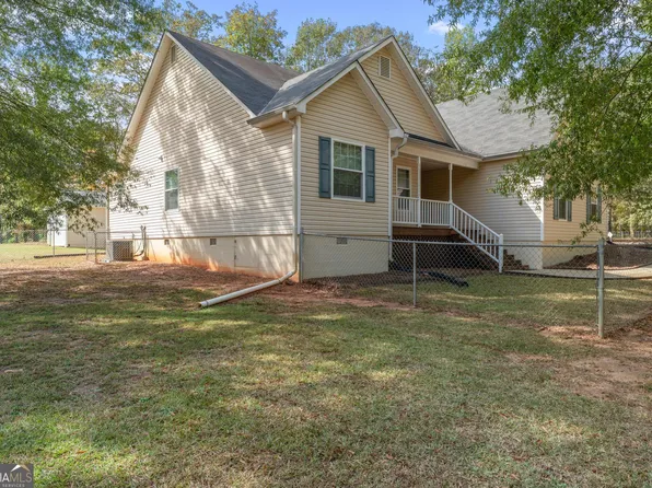 5092 W McIntosh Rd, Griffin, GA 30223