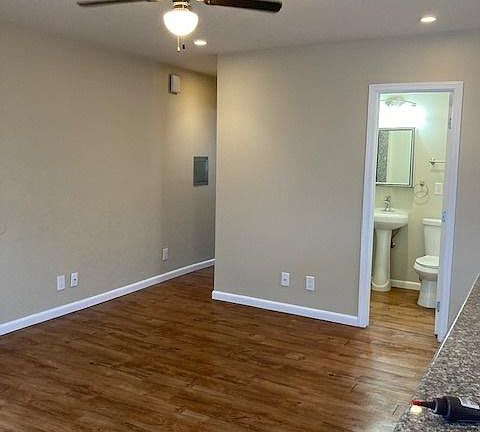 4th image of 4582 Bancroft St APT 4