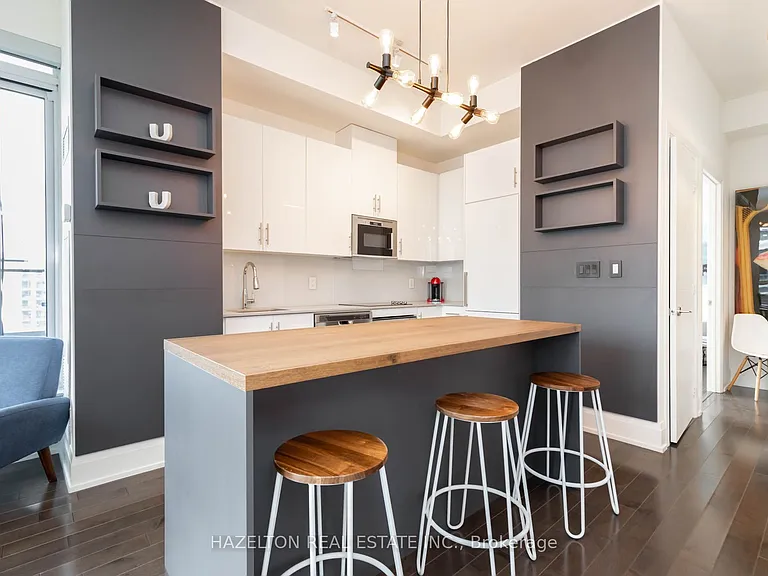 460 Adelaide St E #Penthouse 103 — Photo 8