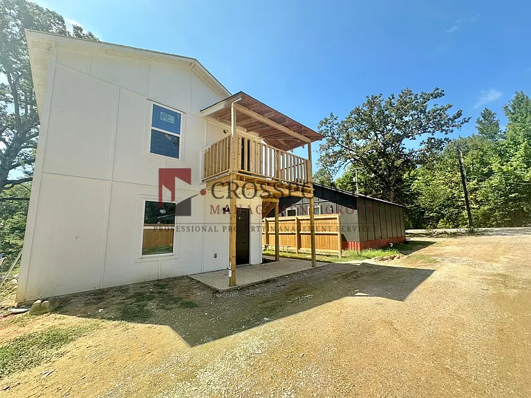 10211 Spur #164 — Photo 2
