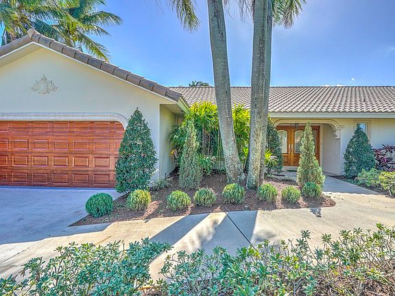 3rd image of 752 SW 36th Ave