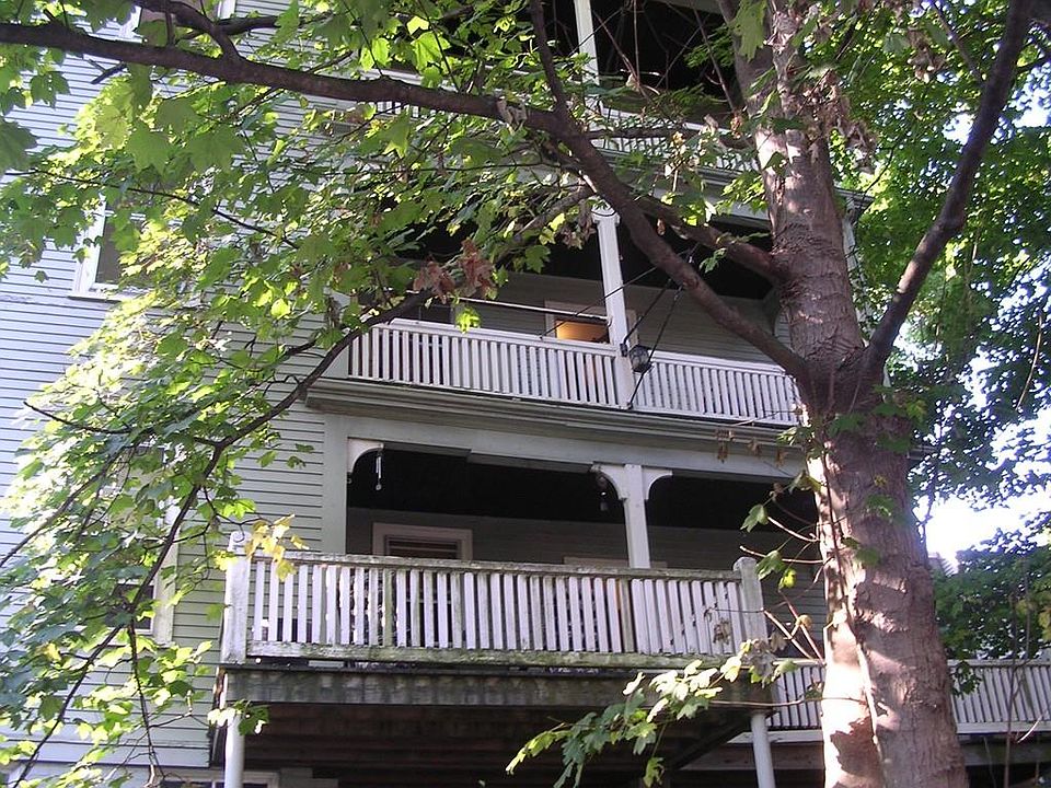 2nd image of 29 Pleasant St APT 9
