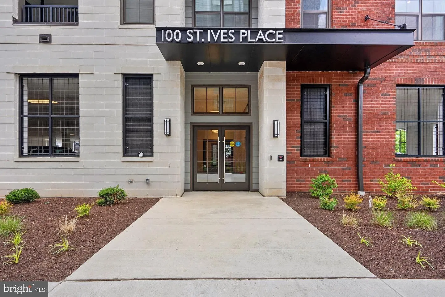 2 bed, 2.0 bath, 1417 sqft, $3,400 — Photo 1