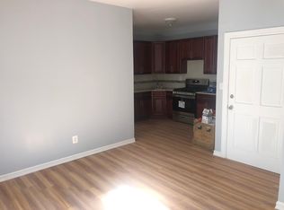 2863 Briggs Ave #1R, Bronx, NY