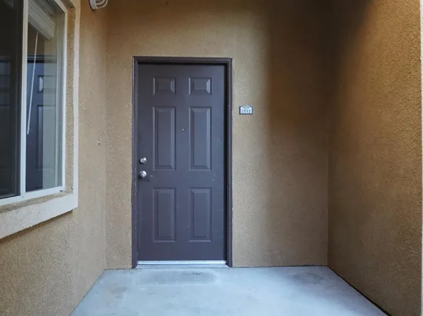 501 Gibson Dr APT 2512, Roseville, CA 95678