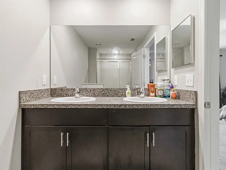 9622 Pembrooke Pines Dr — Photo 8