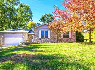 2079 Firebird Dr, Bellbrook, OH 45305