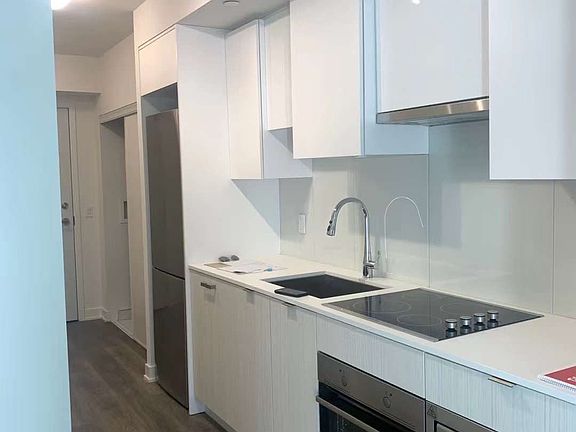 2nd image of 195 Redpath Ave #1116